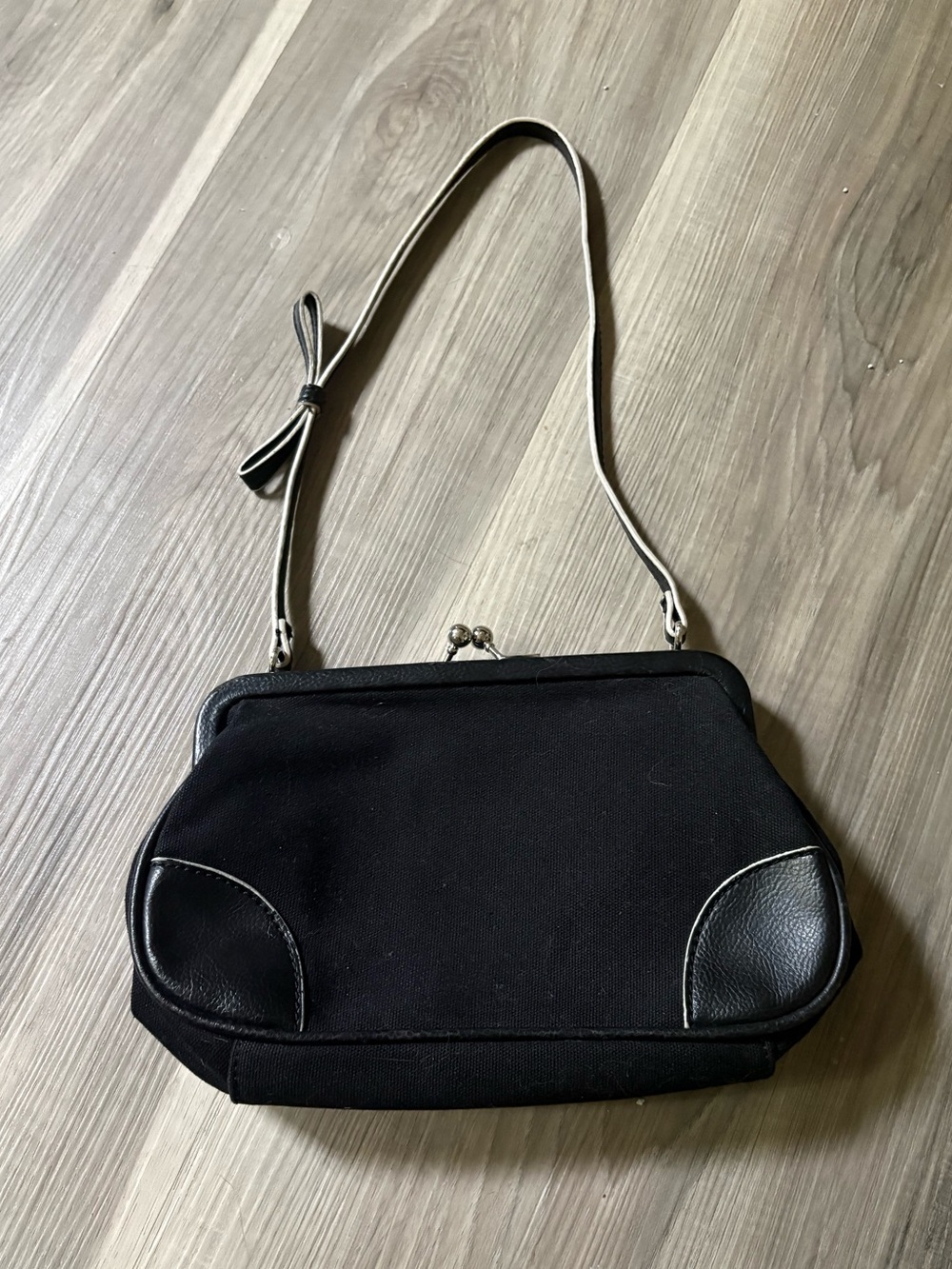 Relativity Black Kiss-Lock Shoulder Bag with Contrast Trim